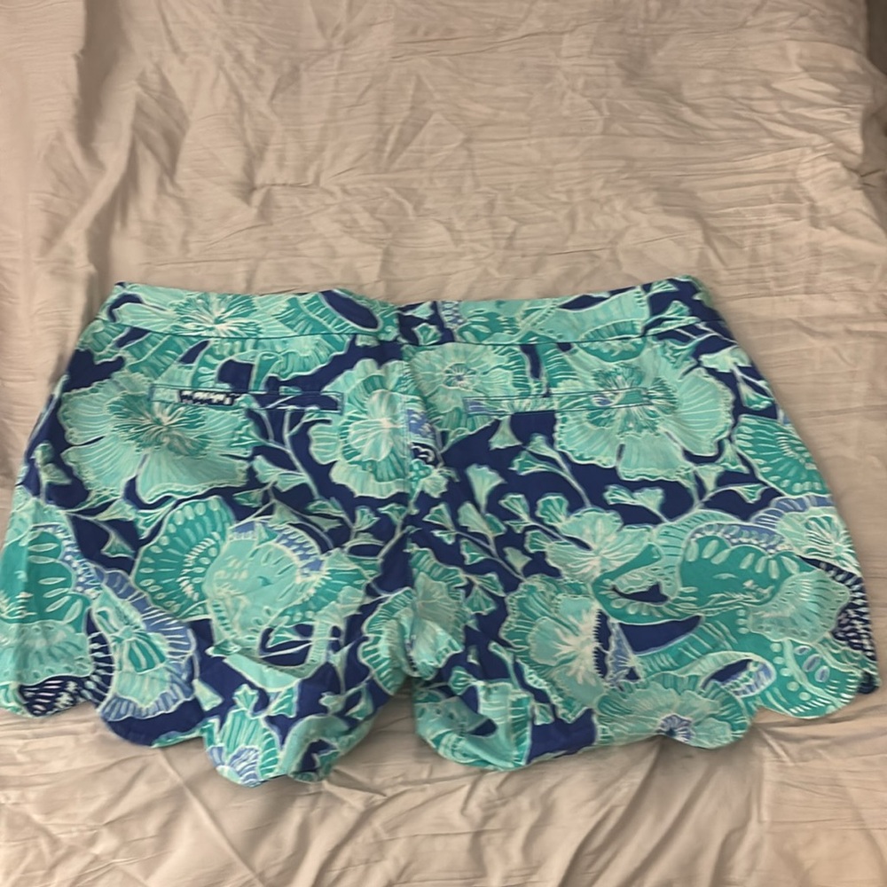 Lilly Pulitzer shorts - Picture 3 of 4